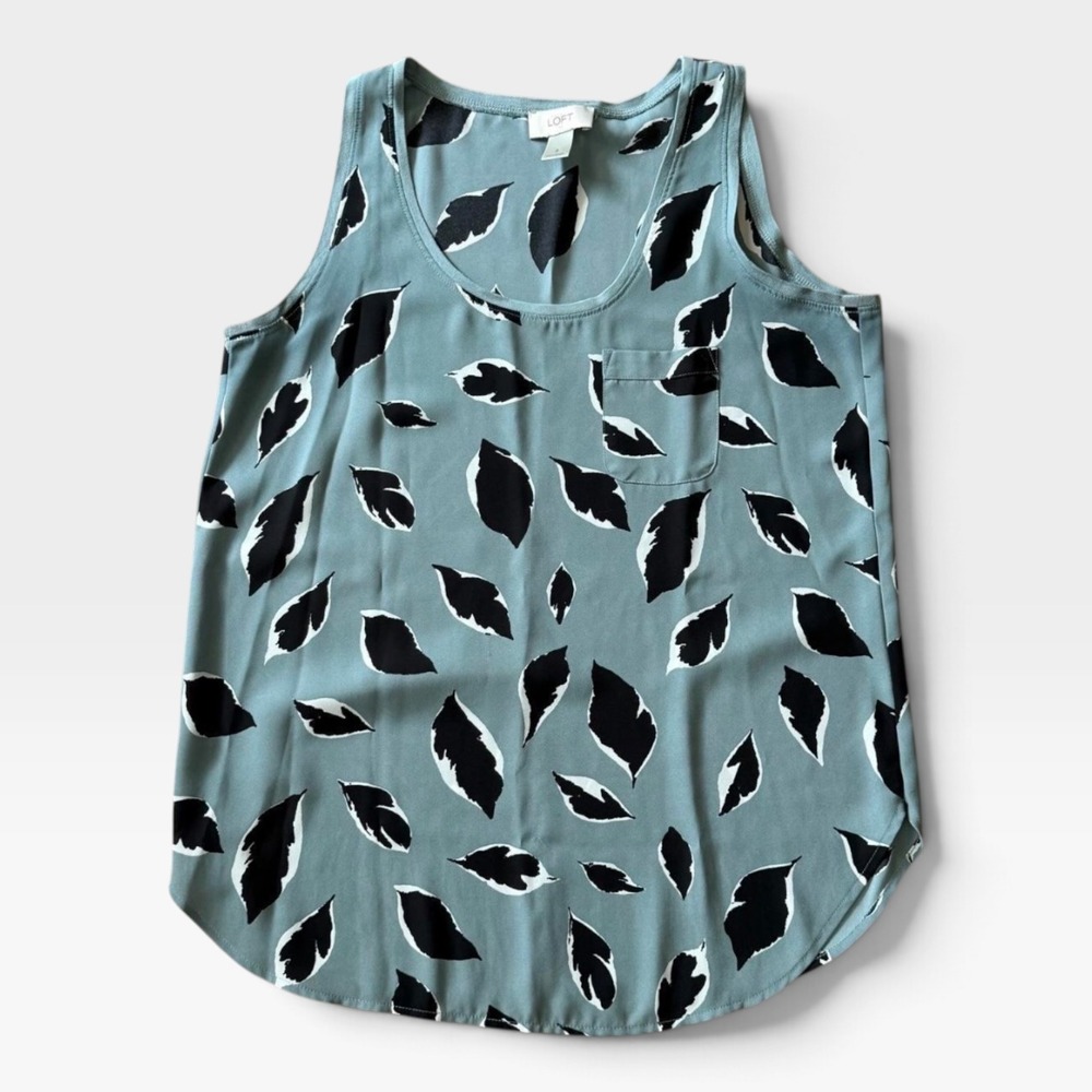 Loft Womens Small Sage Green Black White Leaf Print Scoop Neck Tank Top Blouse